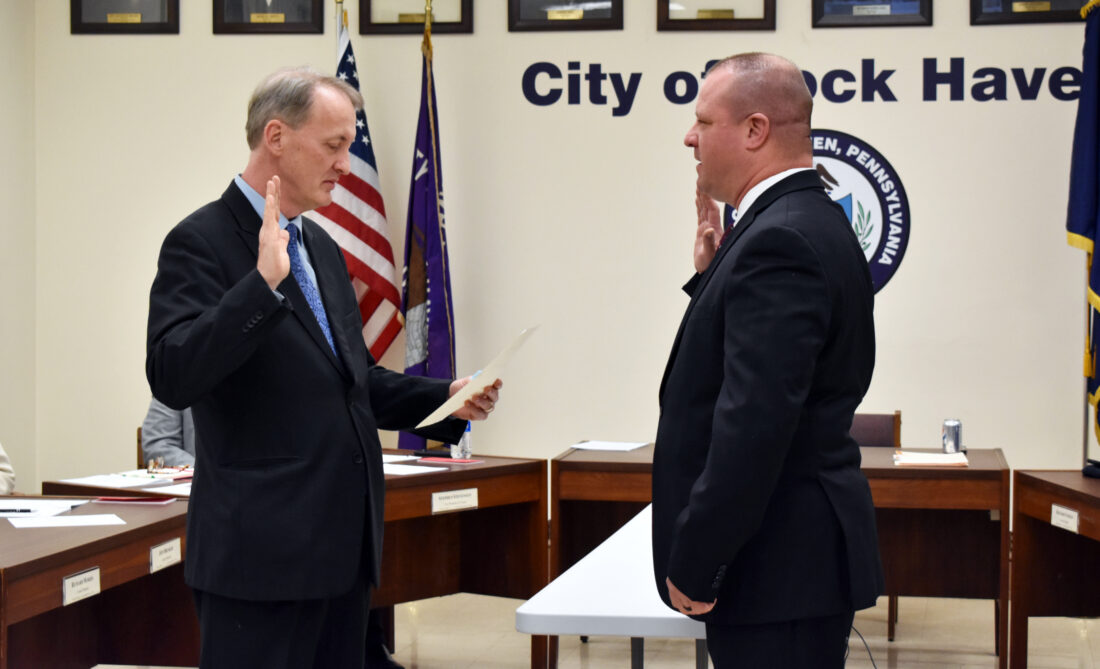 LH swears in new police chief | News, Sports, Jobs - The Express